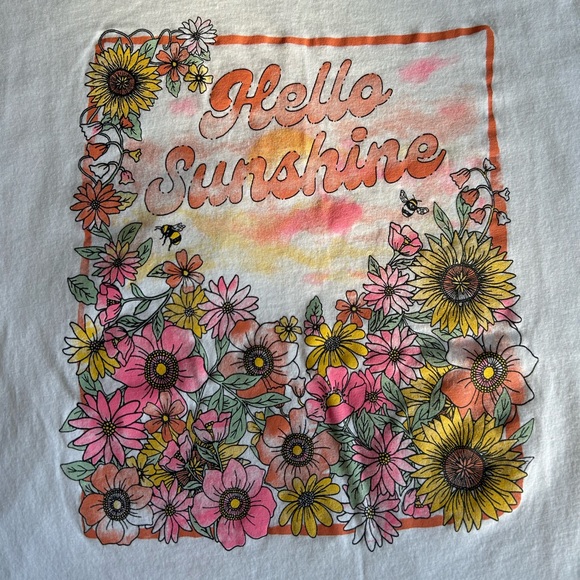 Hello Sunshine T-Shirt ๐ธ - Picture 2 of 6